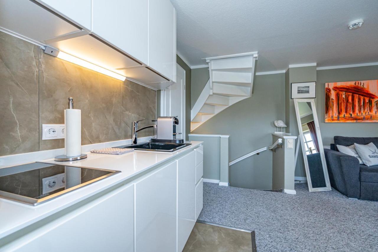 Gemuetliche Wohnung Unter Reet Mit Pool Und Sauna In Кайтум Экстерьер фото